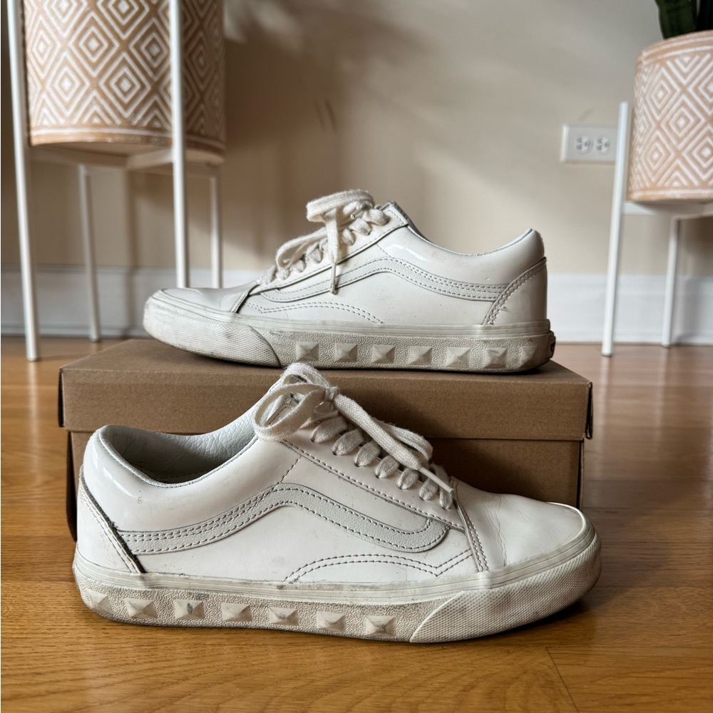 Vans Off the Wall White Sneakers
